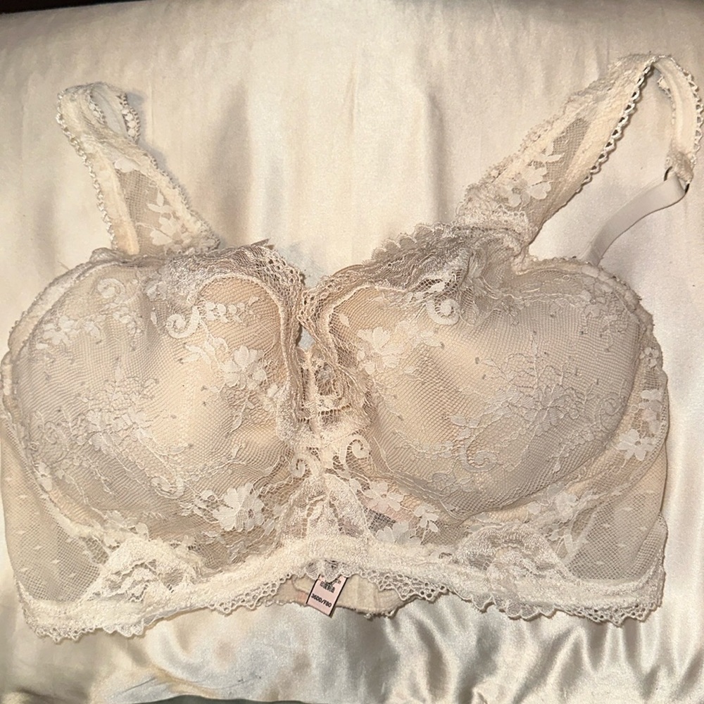 Ivory Victoria’s Secret bra top, 36DD